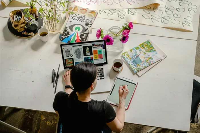 بازارهای فروش آثار هنری 