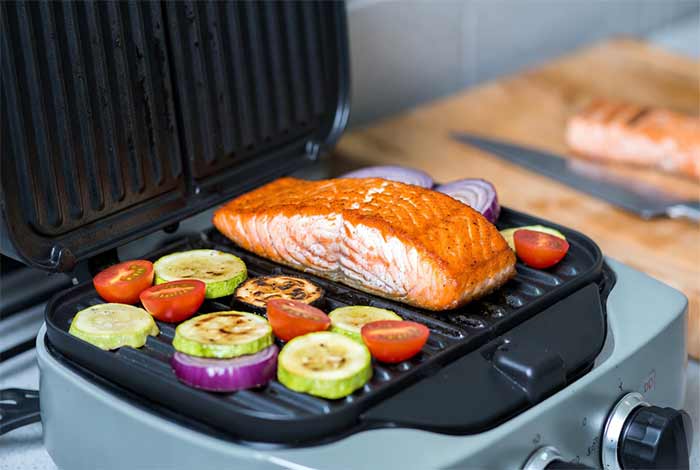 پخت ماهی قزل در گریل توستر 